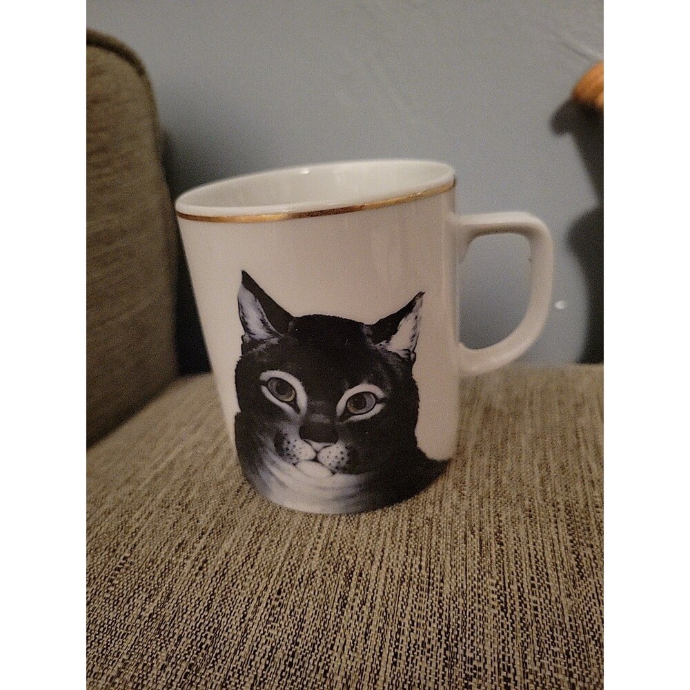 Metropolitan Museum of Art "The Favorite Cat" by Nathaniel Currier Cup Limoges